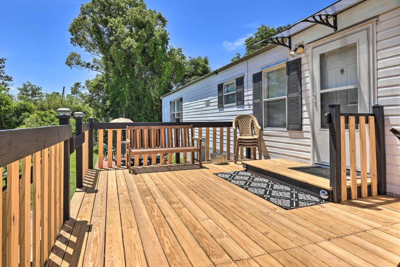 Bright Pensacola Home With Backyard - Pets Welcome! Exterior photo